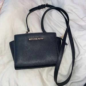Micheal kors shoulder bag